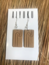 Load image into Gallery viewer, Tino Flag earrings
